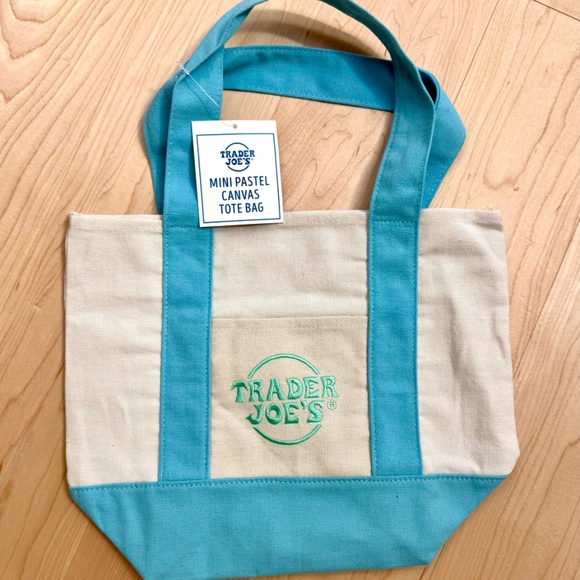 Spring 2026 TRADER JOE'S Pastel Mini Totes - SET OF 4 NWT - Picture 3 of 5